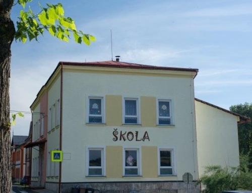 ZŠ a&nbsp;MŠ Chvaleč pplk. Brože